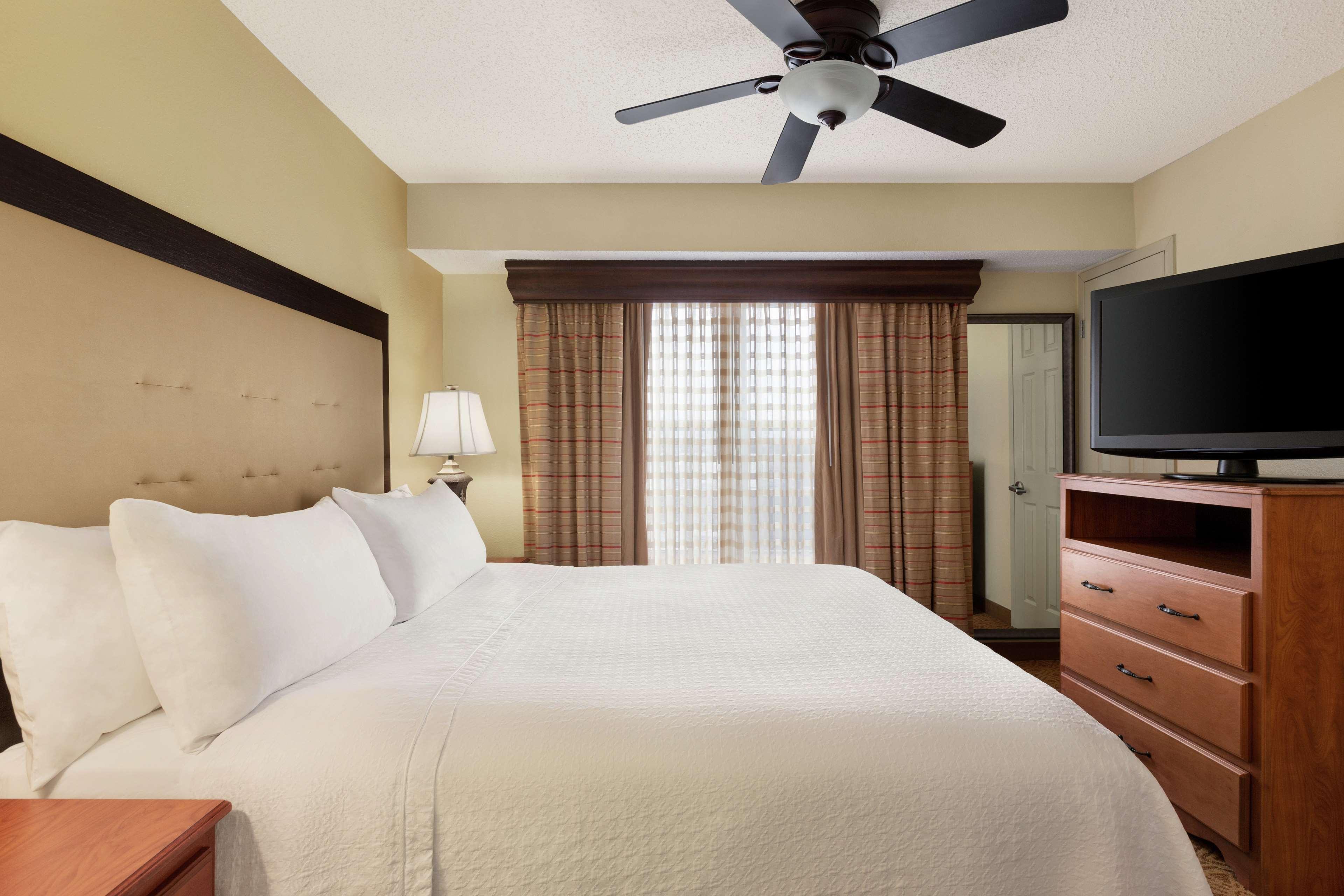 Homewood Suites By Hilton Dallas-Park Central Area Εξωτερικό φωτογραφία