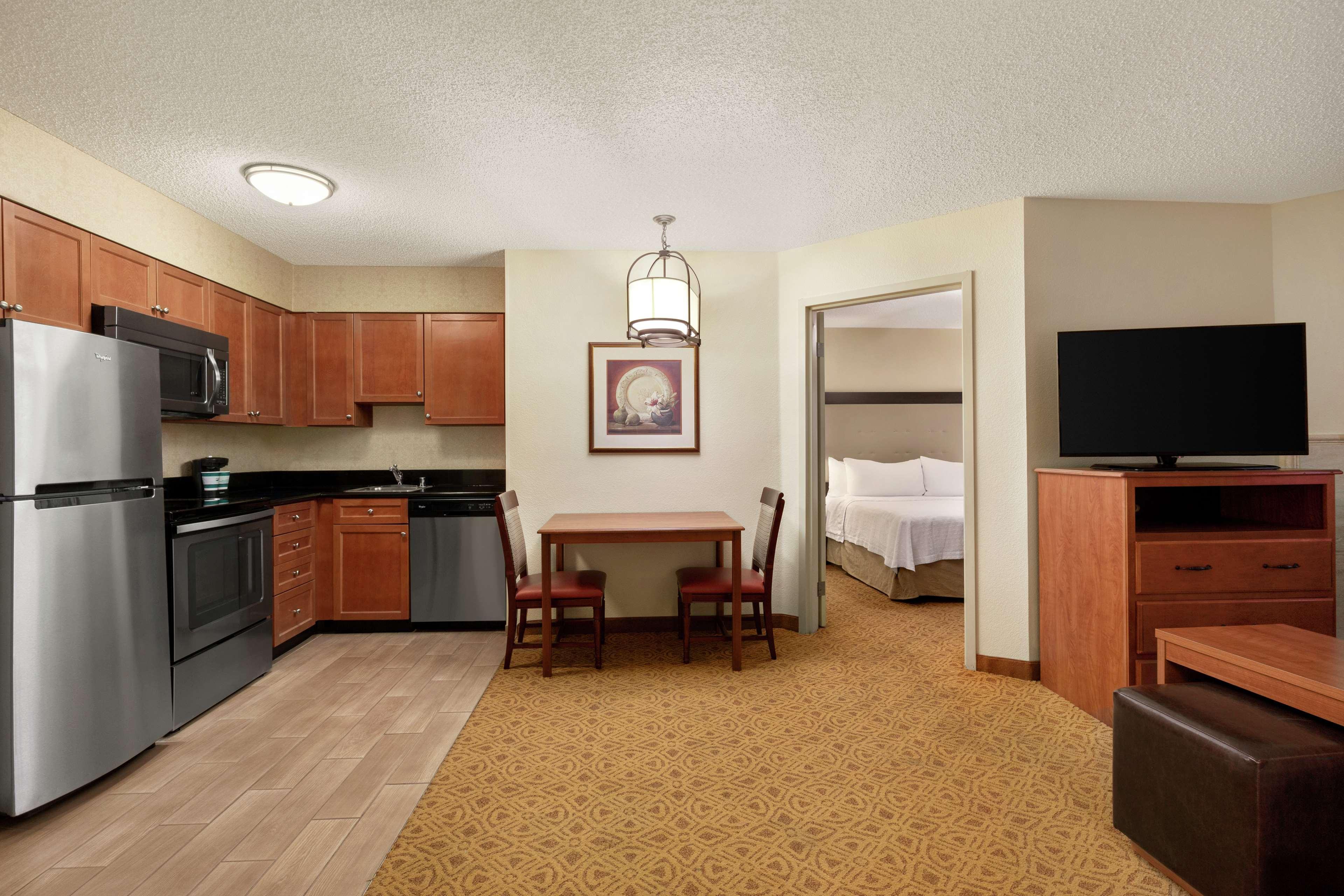 Homewood Suites By Hilton Dallas-Park Central Area Εξωτερικό φωτογραφία