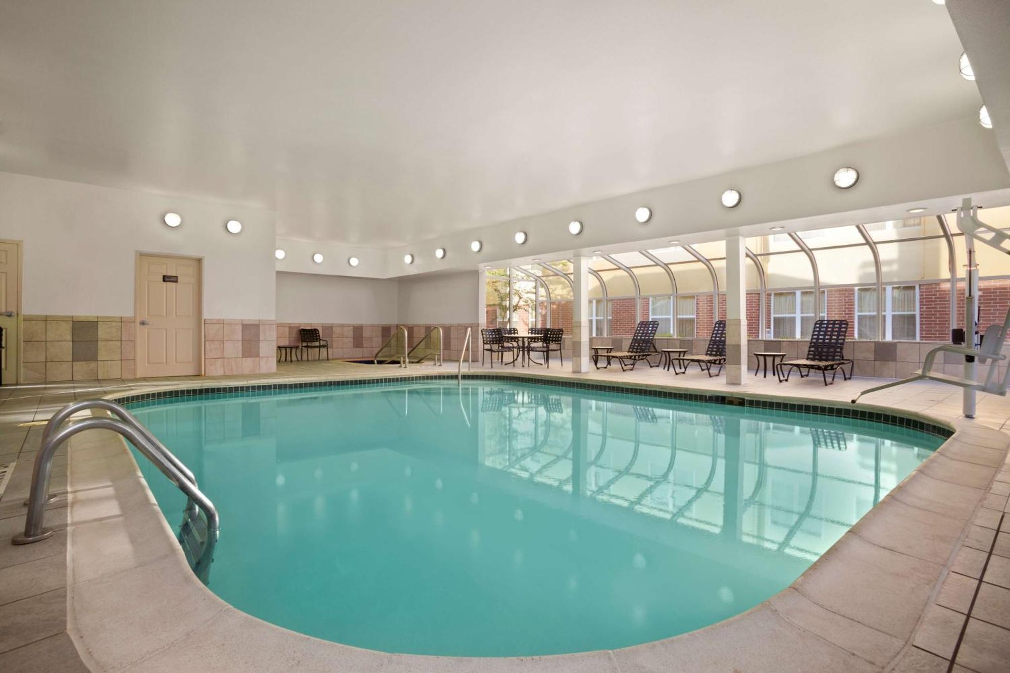 Homewood Suites By Hilton Dallas-Park Central Area Εξωτερικό φωτογραφία